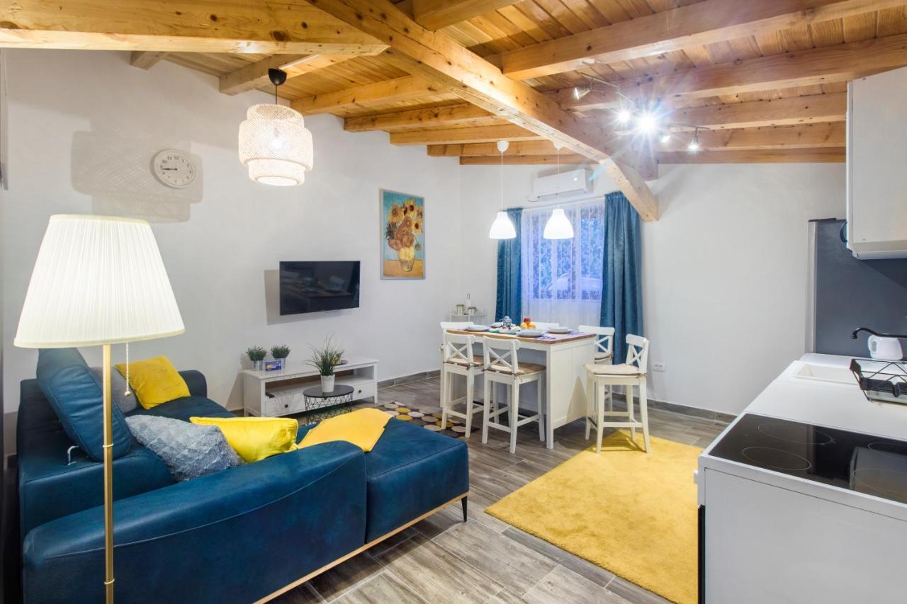 Luxury House Ivan With 4 Bedrooms Divojevici Exterior foto