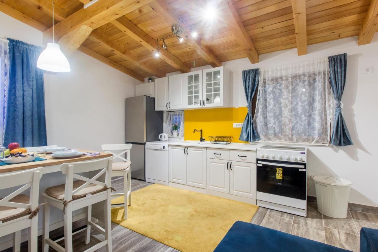 Luxury House Ivan With 4 Bedrooms Divojevici Exterior foto